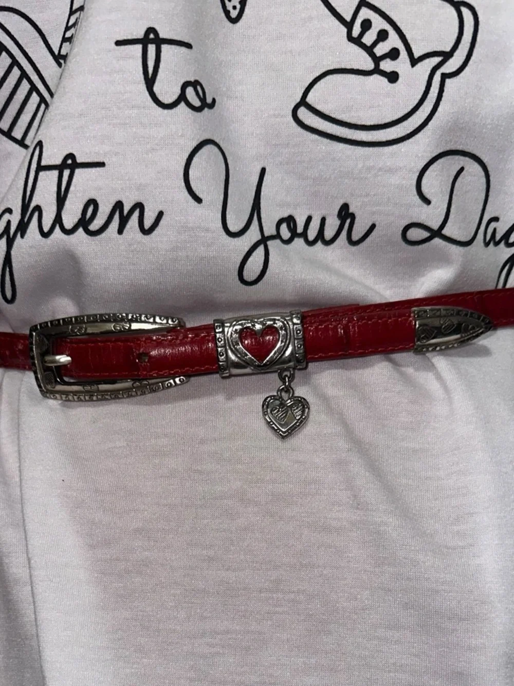 Brighton Croc Embossed Red Leather Belt Heart Charm Skinny Womens Size S 28 - Picture 8 of 9